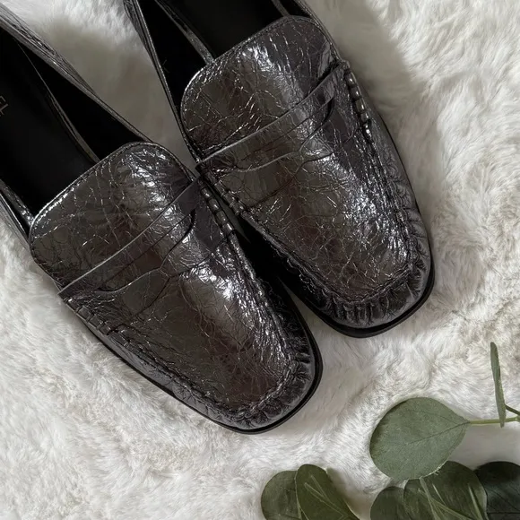 MICHAEL MICHAEL KORS 10 NEW Carlson Crackled Patent Leather Penny Loafers