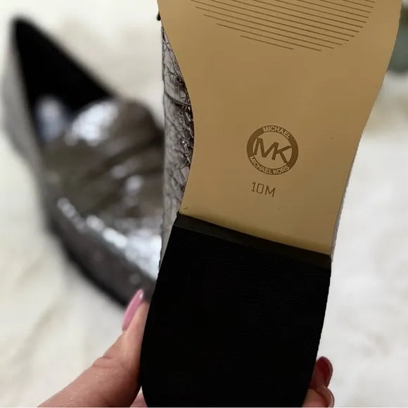 MICHAEL MICHAEL KORS 10 NEW Carlson Crackled Patent Leather Penny Loafers
