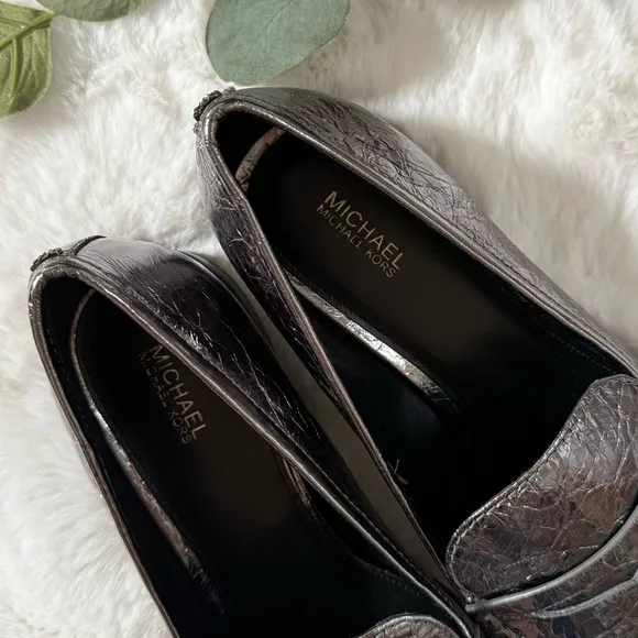 MICHAEL MICHAEL KORS 10 NEW Carlson Crackled Patent Leather Penny Loafers
