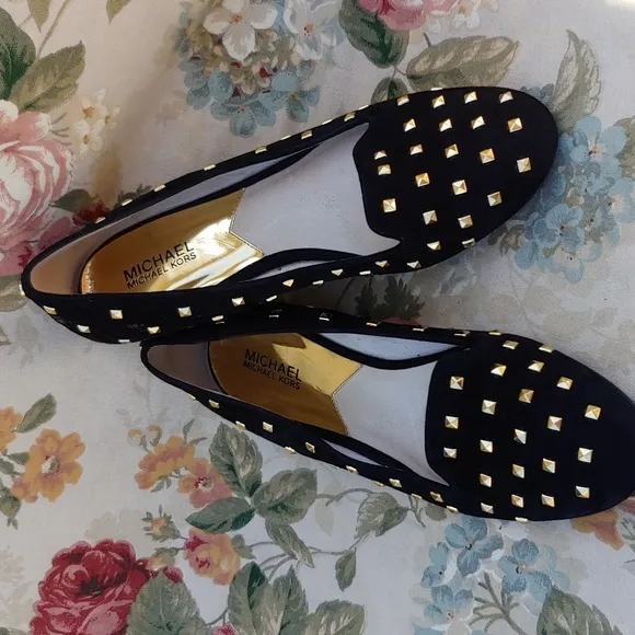 MICHAEL Michael Kors Ailee Women's Studded Black Suede Loafer Flats size 9.5