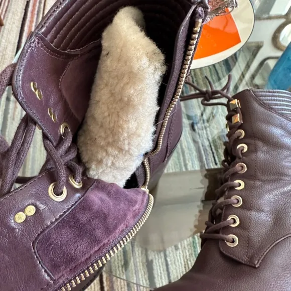 MICHAEL MK Lace up  Leather Boots