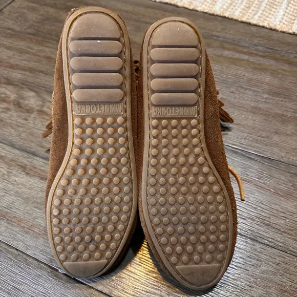 Minnetonka Tramper Suede Moccasin Boots Fringe Lace Up Booties Boho Brown 7
