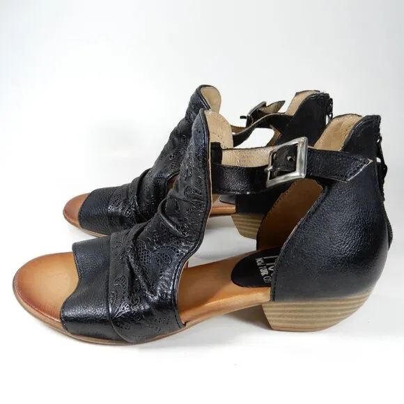 Miz Mooz Corra SANDALS Size 38 7.5 8 Peep Toe Black Embroidered Leather NEW