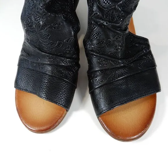 Miz Mooz Corra SANDALS Size 38 7.5 8 Peep Toe Black Embroidered Leather NEW