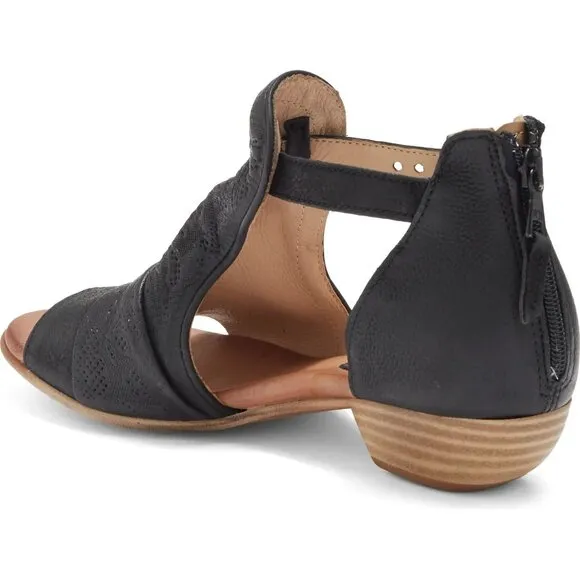 Miz Mooz Corra SANDALS Size 38 7.5 8 Peep Toe Black Embroidered Leather NEW