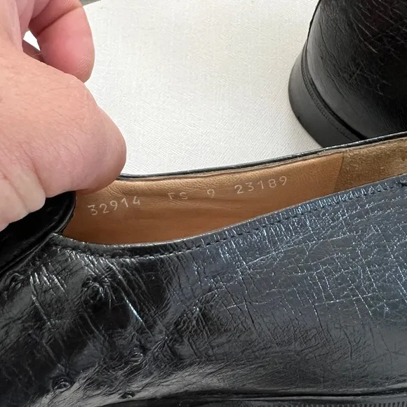 Moreschi Black Leather Loafers Slip-On Ostrich-Textured
