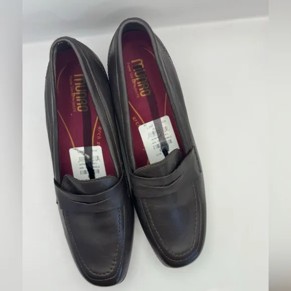 Munro Women’s Size 9 Ellis Penny Loafer Pump Brown
