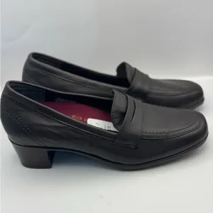 Munro Women’s Size 9 Ellis Penny Loafer Pump Brown