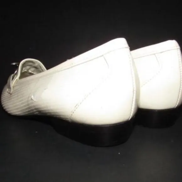 Naturalizer White Patent Loafers Bamboo Horse-bit