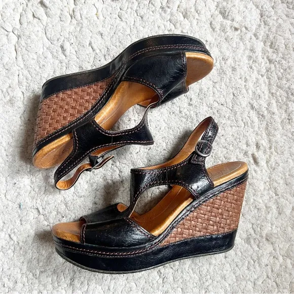Naya Women's 'Eternal' Black Leather Open Toe Brown Woven Wedge Sandals Size 10M