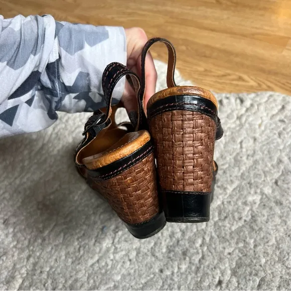 Naya Women's 'Eternal' Black Leather Open Toe Brown Woven Wedge Sandals Size 10M