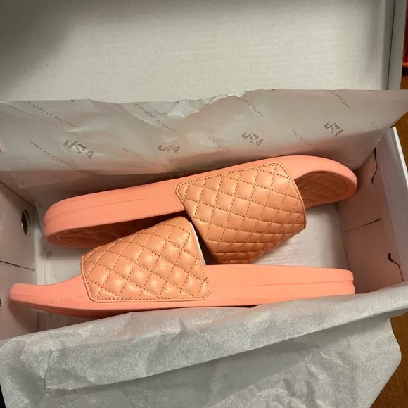 NEW APL Men’s Lusso Quilted Leather Neon Peach Slides Sz.13