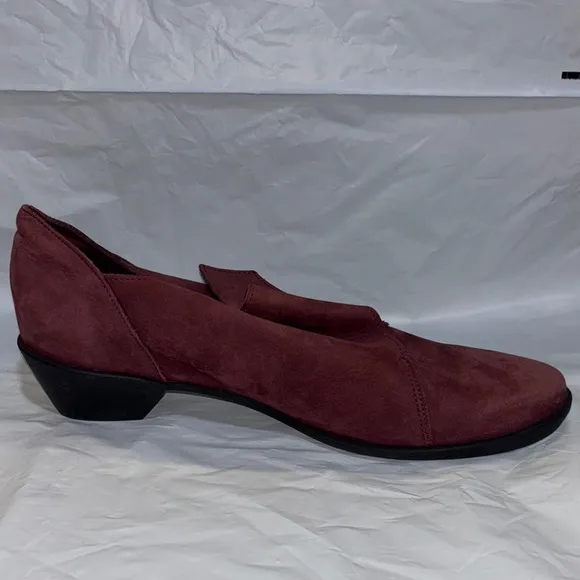 NEW ARCHE Suede Leather Mary Janes Shoes-2&quot; heel Rubber sole - 9.5/41 Mauve