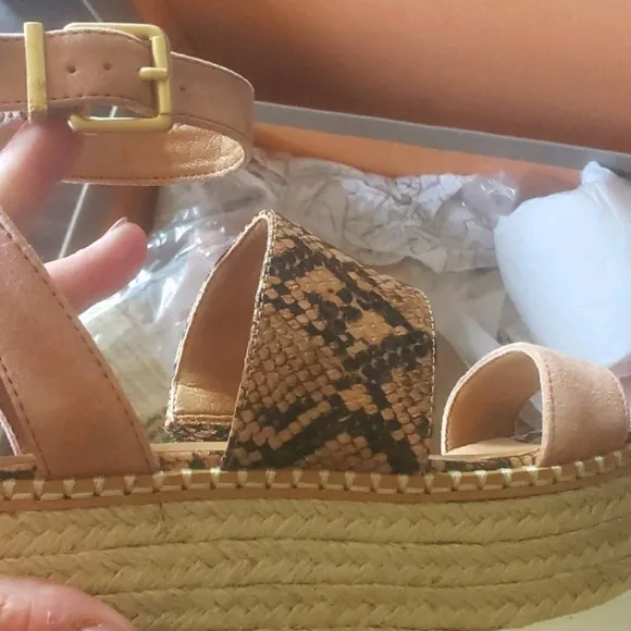 NEW! CROWN VINTAGE Daylen Espradrille Platform Sandals 6.