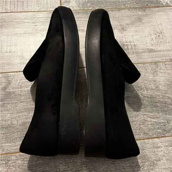 NEW Donna Karen Black Soft Suede Leather Rubber Nonslip Sneaker Work loafer 8