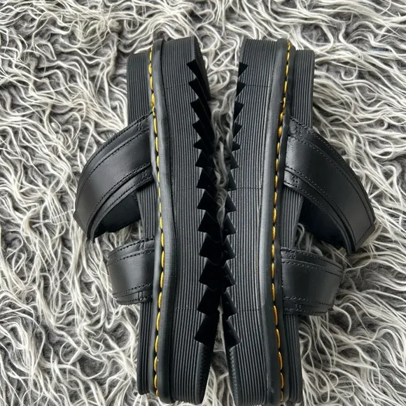 New DR.MARTENS Myles Hardware Detail Double Buckle Slide Sandals Men Size 7
