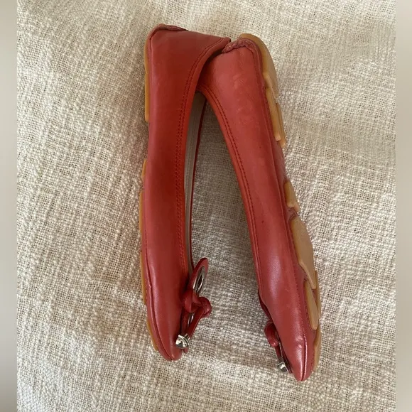 New! Elie Tahari Leather ballet flat with Embellished toe cap Coral size 38.5