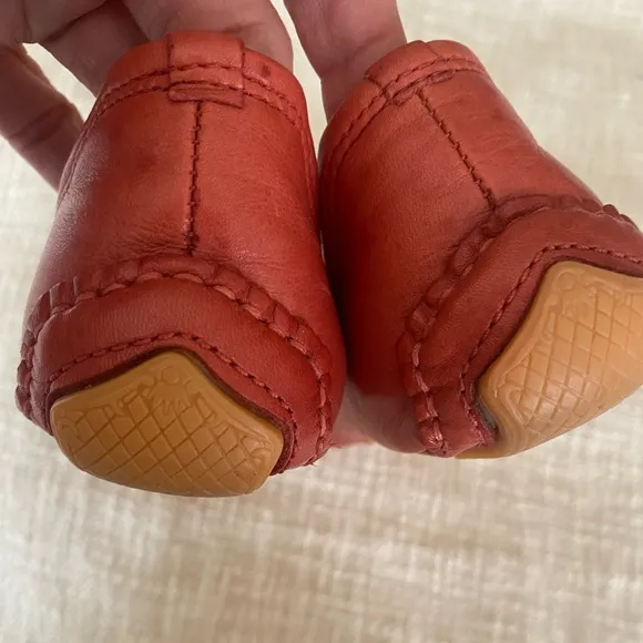 New! Elie Tahari Leather ballet flat with Embellished toe cap Coral size 38.5