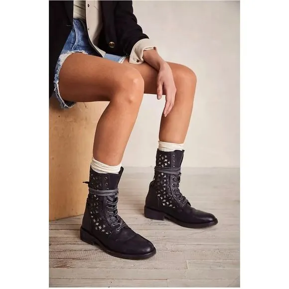 New Free People Flower Power Lace-Up Boots Size 37