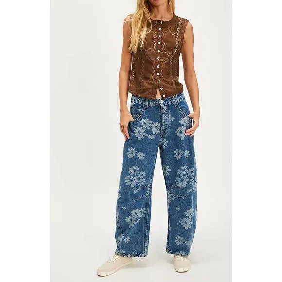 NEW FREE PEOPLE good luck printed barrel jeans in laser daisy