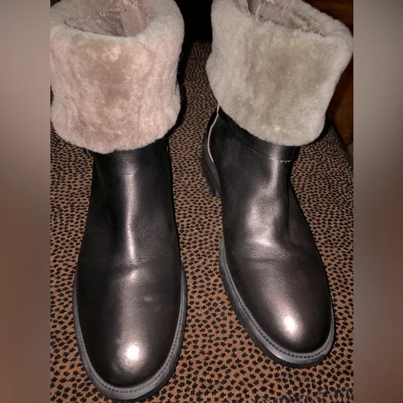 New! Gorgeous Aquatalia sheepskin lined waterproof boots!