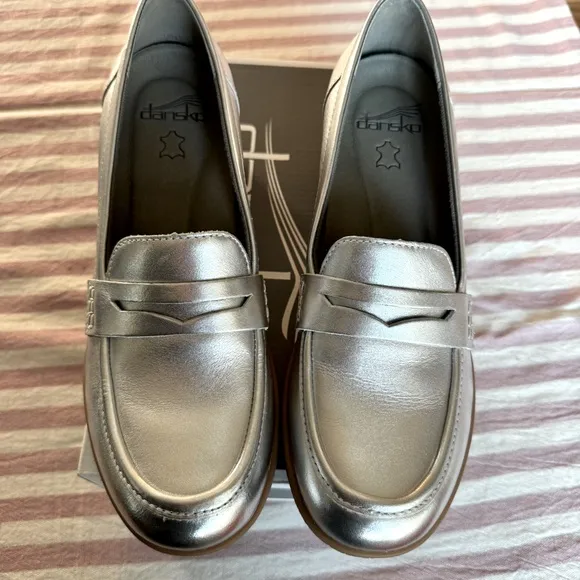 New in box - Dansko Danica loafer metallic silver 38 EU 7.5 8 women NIB on trend
