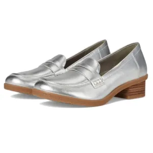 New in box - Dansko Danica loafer metallic silver 38 EU 7.5 8 women NIB on trend