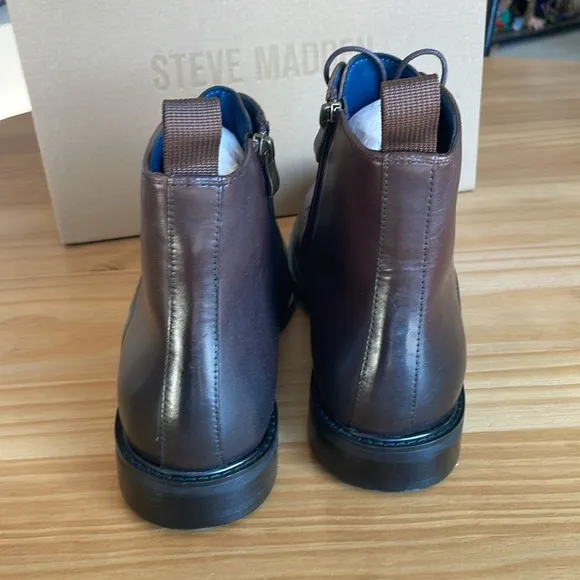 NEW in Box! Steve Madden Yenith Brown Leather Lace Up Boots