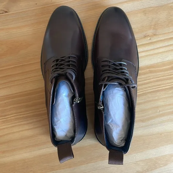 NEW in Box! Steve Madden Yenith Brown Leather Lace Up Boots