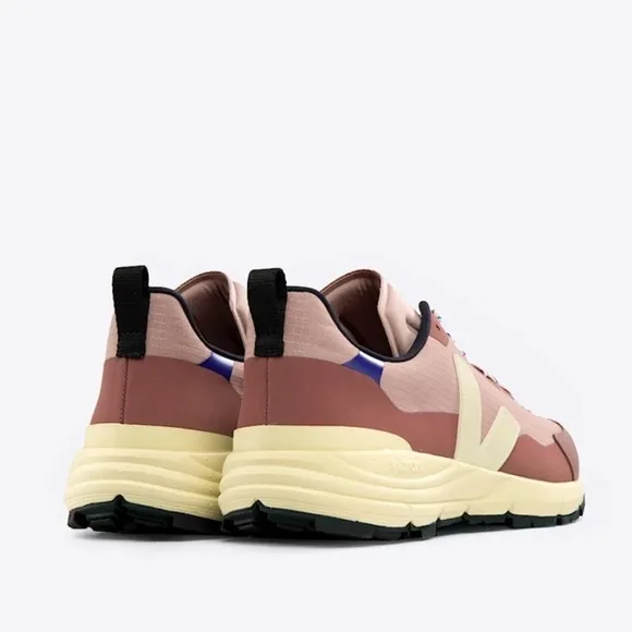NEW IN BOX. Veja Dekkan Ripstop in Babe Pierre
