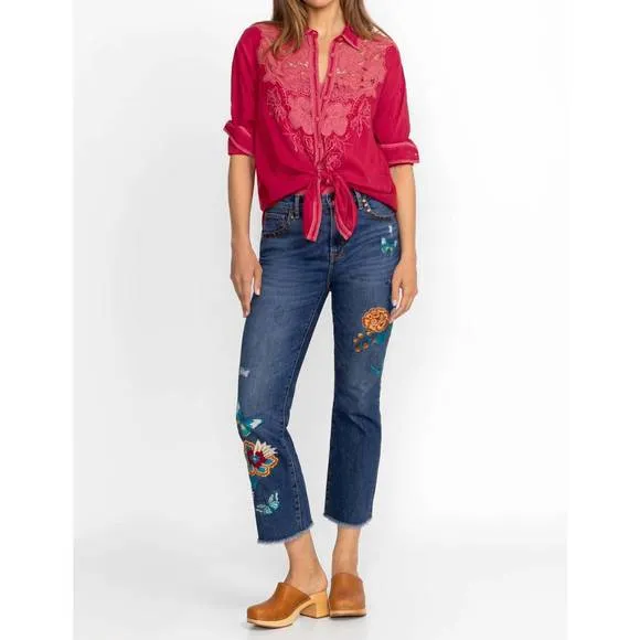 NEW JOHNNY WAS taymia cropped baby boot jean in medium wash