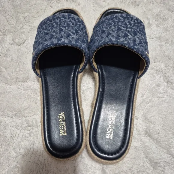 NEW Michael Kors Blue Women's Slide Sandals..SIZE:10