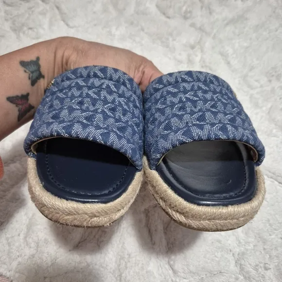 NEW Michael Kors Blue Women's Slide Sandals..SIZE:10