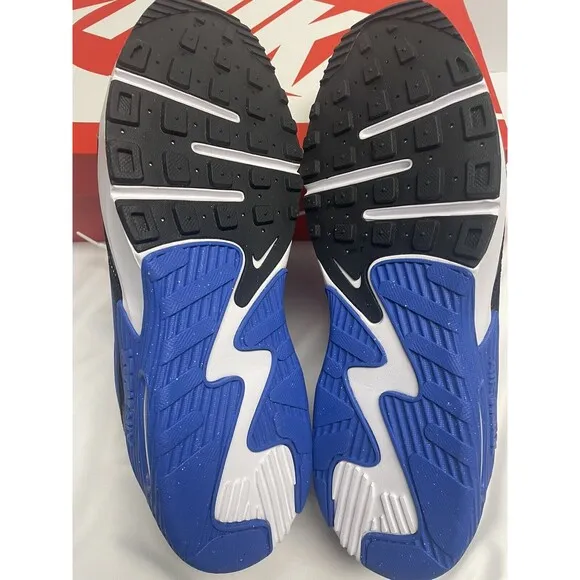 New NIKE Air Max Excee Size 11.5 Black / Blue/ White