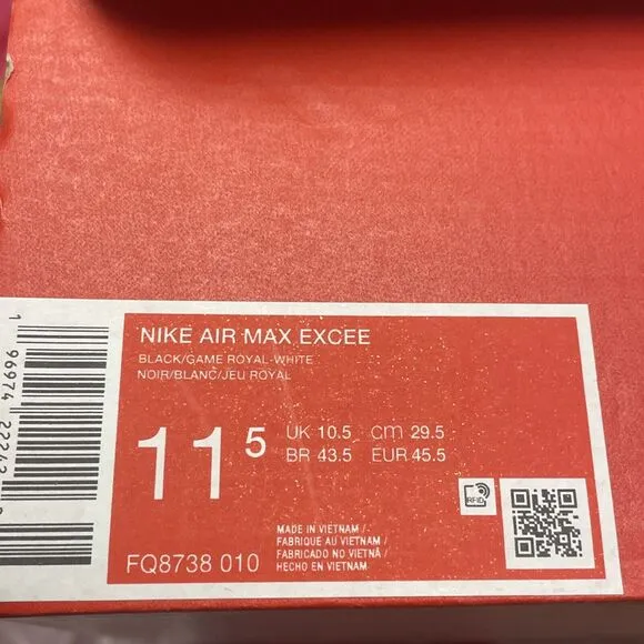 New NIKE Air Max Excee Size 11.5 Black / Blue/ White