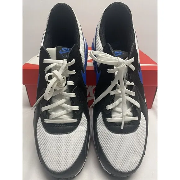 New NIKE Air Max Excee Size 11.5 Black / Blue/ White