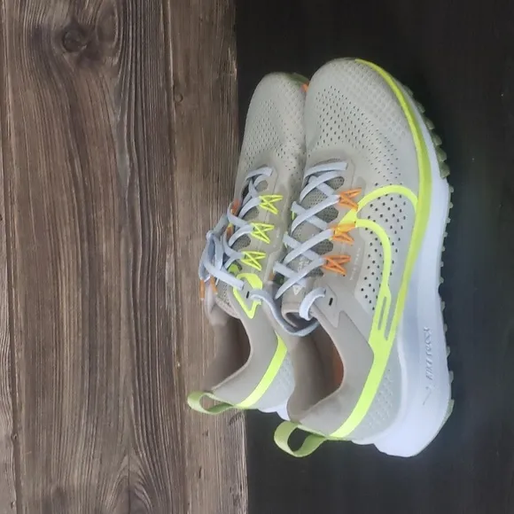 New Nike React Pegasus Trail 4 Gray Neon Green Outdoor Running Sneakers