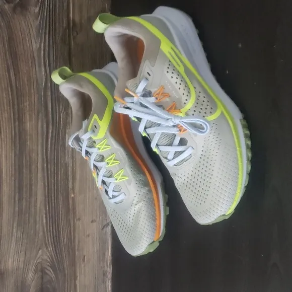 New Nike React Pegasus Trail 4 Gray Neon Green Outdoor Running Sneakers