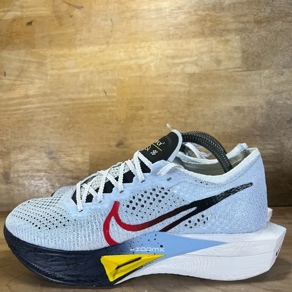 NEW Nike ZoomX Vaporfly 3 Mens Size 8.5 Running Shoes Sneakers Psychic Blue