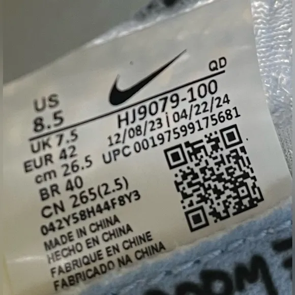 NEW Nike ZoomX Vaporfly 3 Mens Size 8.5 Running Shoes Sneakers Psychic Blue