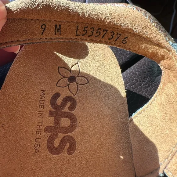 NEW SAS Pampa Sandals with Toe Loop in Copper and Gold