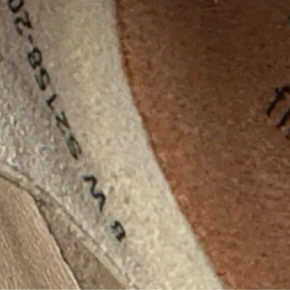 NEW Softwalk Safi Tan Leather Ballet Flats | Size 8W
