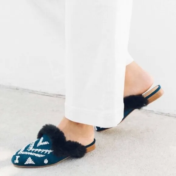 NEW Soludos Sedona Faux Fur Beaded Leather Mule Flats in Navy Blue SZ 6