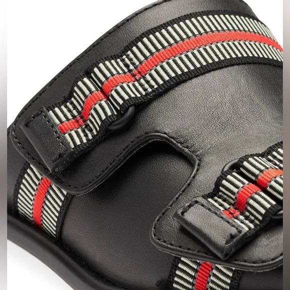 NEW Sorel Sandals