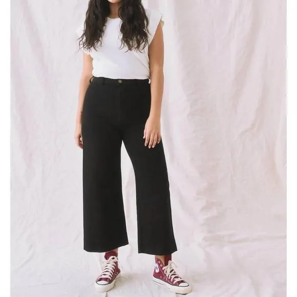 NEW THE GREAT. the seafair jean in black