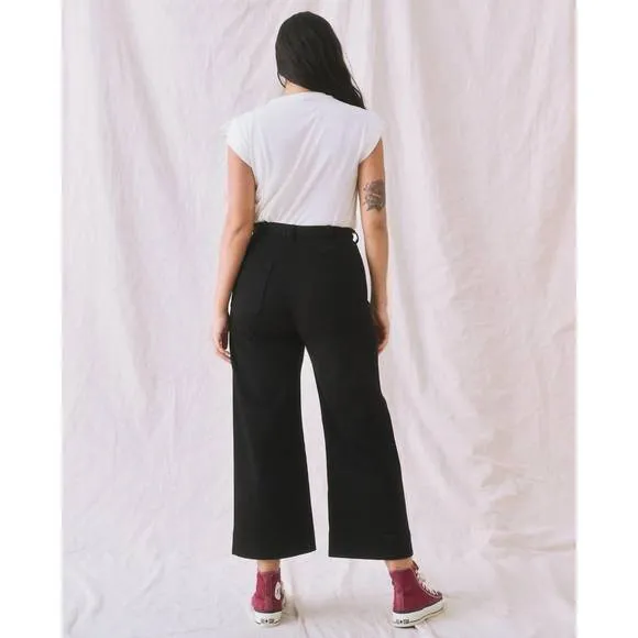 NEW THE GREAT. the seafair jean in black
