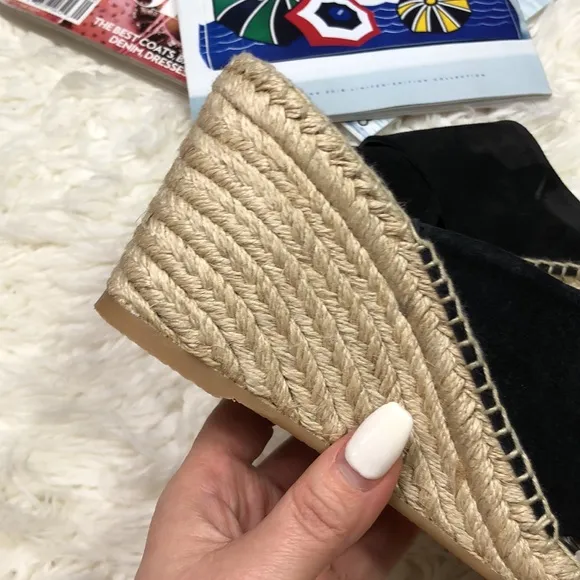 NEW Vince Slide Black Suede Sandals Slides Wedges