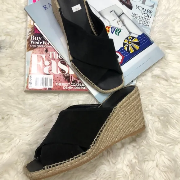 NEW Vince Slide Black Suede Sandals Slides Wedges