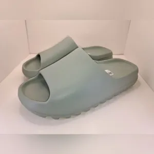 NEW WITHOUT BOX Size 10 Salt Adidas Yeezy Slide Sandals