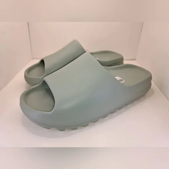 NEW WITHOUT BOX Size 10 Salt Adidas Yeezy Slide Sandals